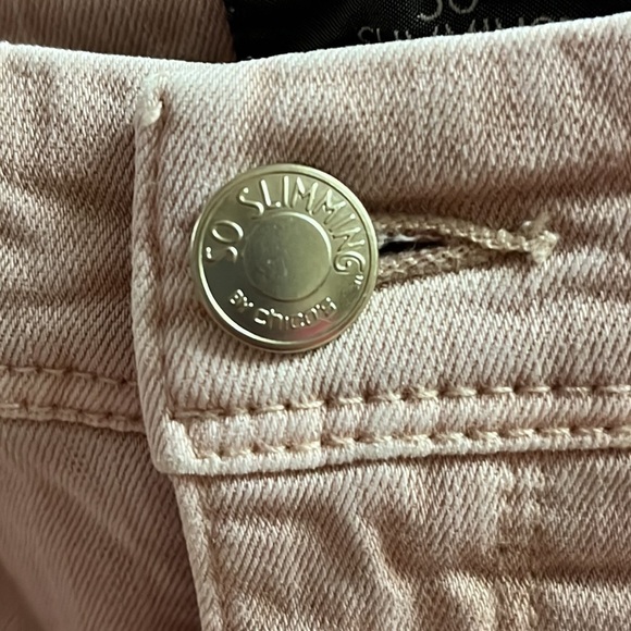 Pale pink, so slimming jeans by Chicos size 0.5 crop denim, soft 4 pockets​​​ - Picture 10 of 10
